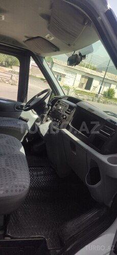 Ford Transit 2008, 181,000 km - 2.4 l - Qax