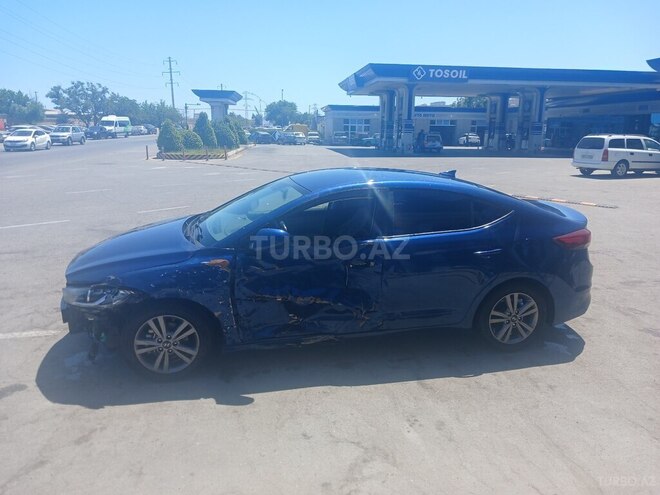 Hyundai Elantra 2016, 50,000 km - 2.0 л - Bakı