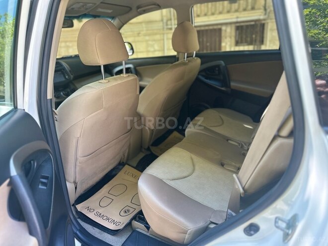 Toyota RAV4 2009, 215,082 km - 2.5 л - Bakı