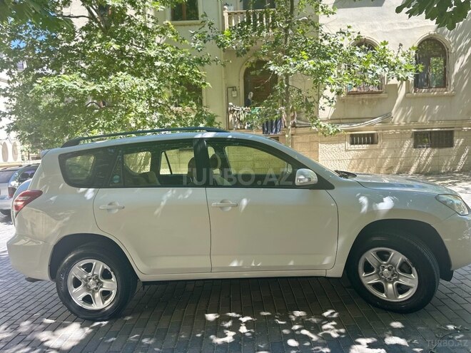 Toyota RAV4 2009, 215,082 km - 2.5 л - Bakı