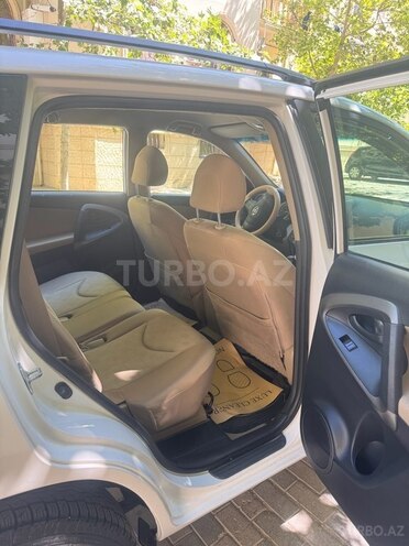Toyota RAV4 2009, 215,082 km - 2.5 л - Bakı