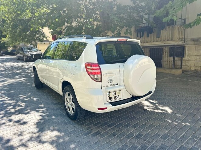 Toyota RAV4 2009, 215,082 km - 2.5 л - Bakı