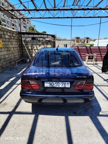 Mercedes E 270 2001, 556,000 km - 2.7 l - Bakı