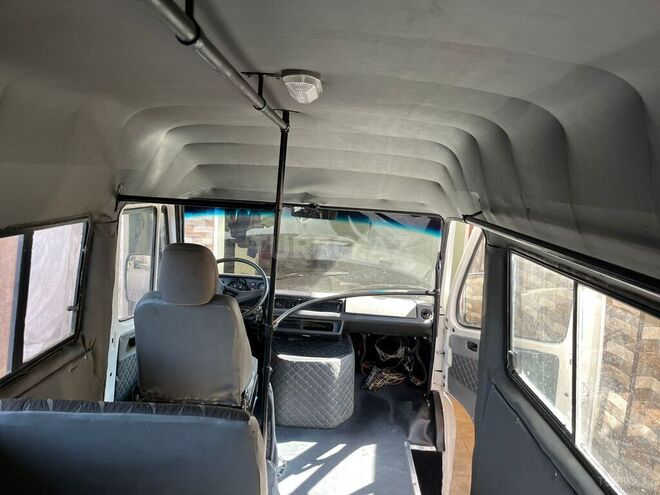 Mercedes 208 D 1992, 400,000 km - 2.3 l - Şirvan