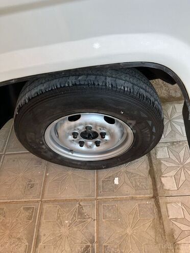 Mercedes 208 D 1992, 400,000 km - 2.3 l - Şirvan