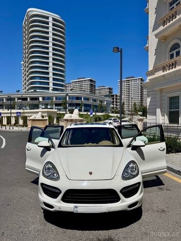 Porsche Cayenne Turbo 2010, 220,000 km - 4.8 l - Bakı