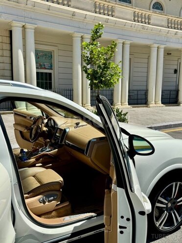 Porsche Cayenne Turbo 2010, 220,000 km - 4.8 l - Bakı