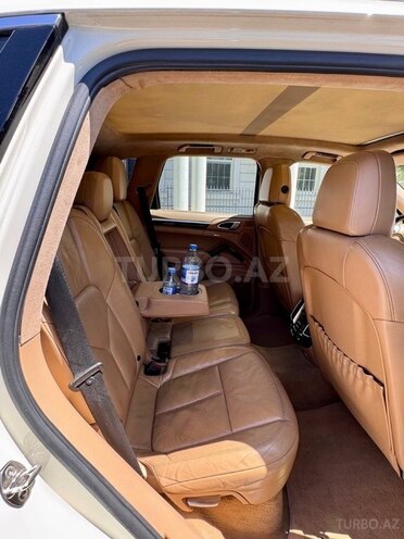 Porsche Cayenne Turbo 2010, 220,000 km - 4.8 l - Bakı