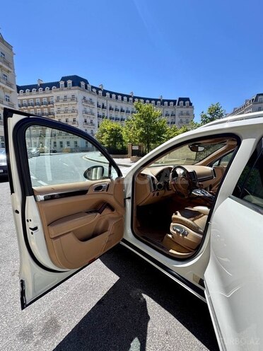 Porsche Cayenne Turbo 2010, 220,000 km - 4.8 l - Bakı