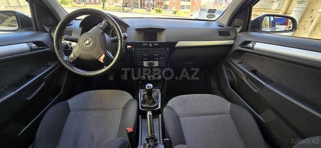 Opel Astra 2010, 280,000 km - 1.3 l - Bakı