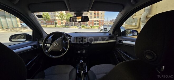 Opel Astra 2010, 280,000 km - 1.3 l - Bakı