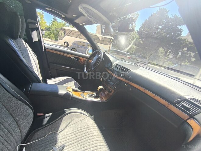 Mercedes E 270 2002, 450,000 km - 2.7 l - Bakı