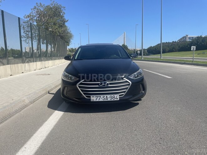 Hyundai Elantra 2018, 168,981 km - 2.0 l - Bakı