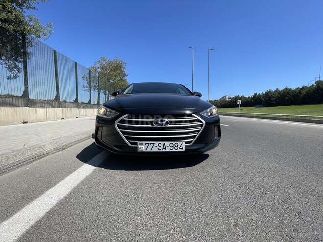 Hyundai Elantra 2018, 168,981 km - 2.0 l - Bakı