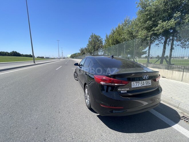 Hyundai Elantra 2018, 168,981 km - 2.0 l - Bakı