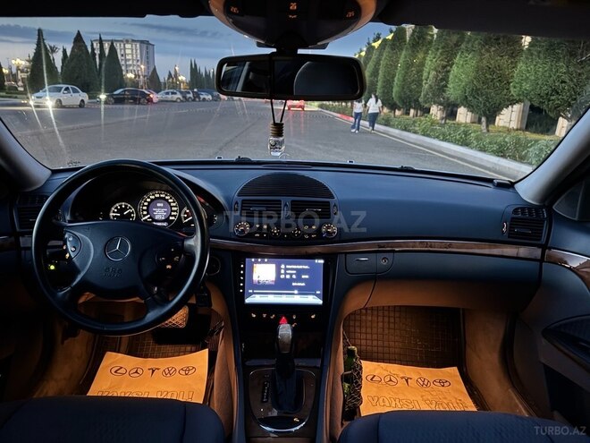 Mercedes E 240 2003, 224,690 km - 2.6 l - Gəncə