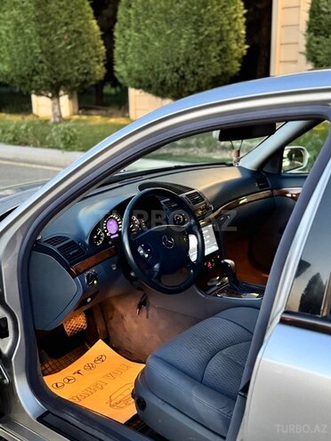 Mercedes E 240 2003, 224,690 km - 2.6 l - Gəncə