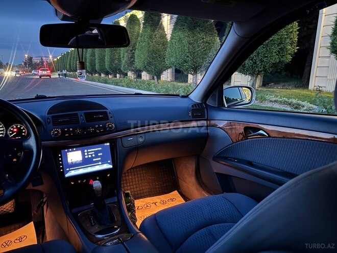 Mercedes E 240 2003, 224,690 km - 2.6 l - Gəncə