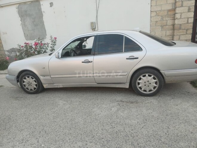 Mercedes E 220 d 1998, 310,000 km - 2.2 l - Ağdam