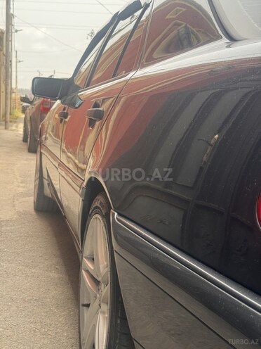 Mercedes C 200 1999, 389,000 km - 2.0 l - Bakı