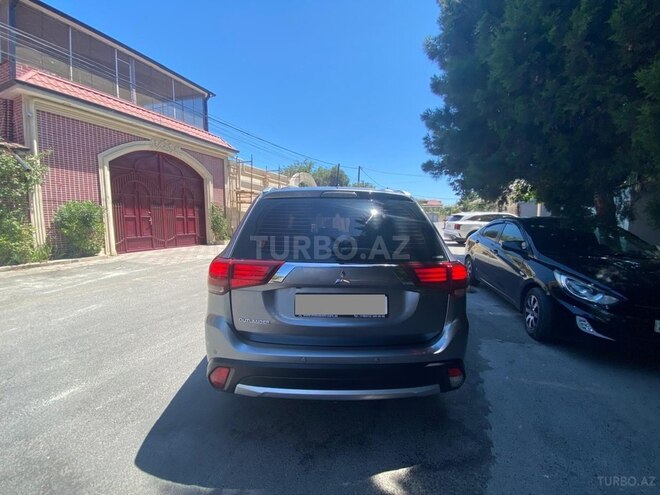 Mitsubishi Outlander 2016, 198,000 km - 2.4 l - Bakı