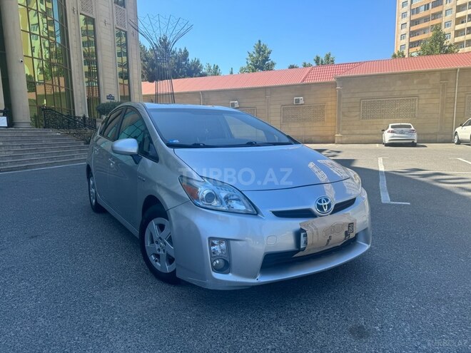 Toyota Prius 2011, 220,000 km - 1.8 л - Bakı