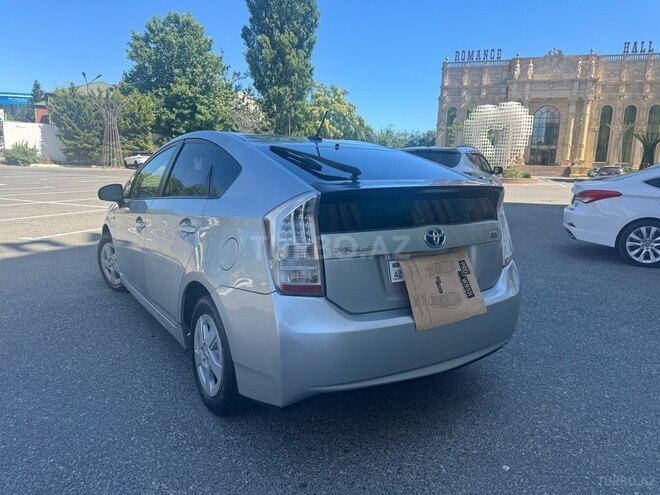 Toyota Prius 2011, 220,000 km - 1.8 л - Bakı