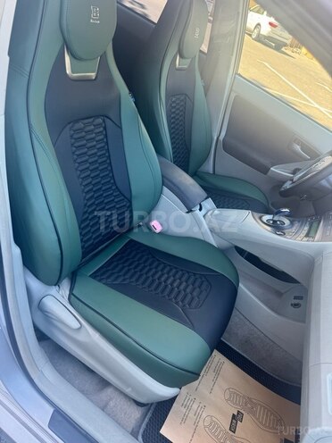 Toyota Prius 2011, 220,000 km - 1.8 л - Bakı