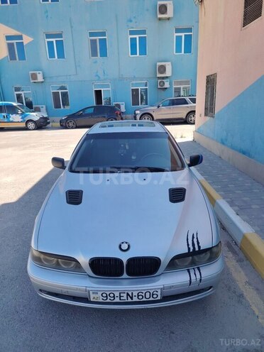 BMW 530 2001, 320,000 km - 3.0 л - Sumqayıt
