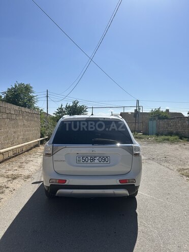 Mitsubishi Outlander 2014, 232,609 km - 2.4 l - Sumqayıt