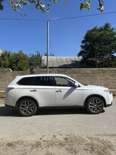 Mitsubishi Outlander 2014, 232,609 km - 2.4 l - Sumqayıt