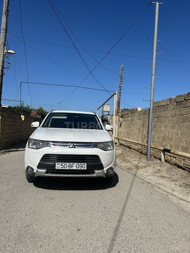 Mitsubishi Outlander 2014, 232,609 km - 2.4 l - Sumqayıt