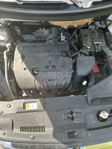 Mitsubishi Outlander 2014, 232,609 km - 2.4 l - Sumqayıt