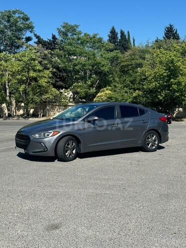 Hyundai Elantra 2018, 130,000 km - 2.0 l - Bakı