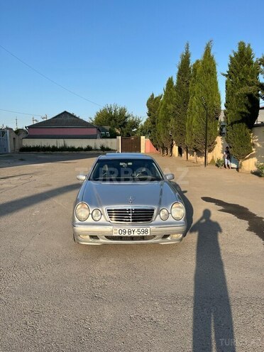 Mercedes E 270 2000, 506,468 km - 2.7 л - Bərdə