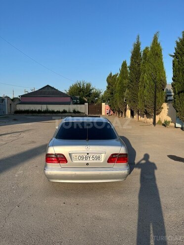 Mercedes E 270 2000, 506,468 km - 2.7 л - Bərdə