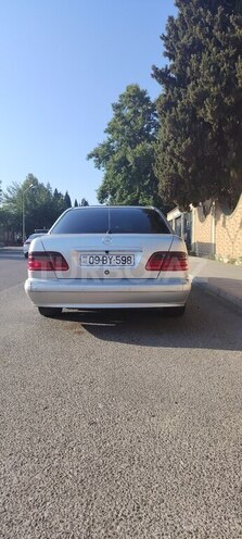 Mercedes E 270 2000, 506,468 km - 2.7 л - Bərdə