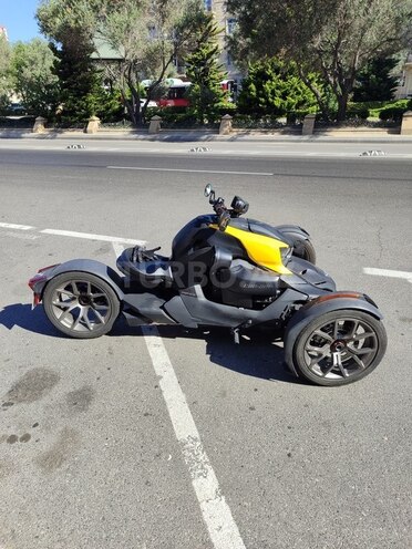 Can-Am Spyder ST 2023, 8,892 km - 1.0 l - Bakı