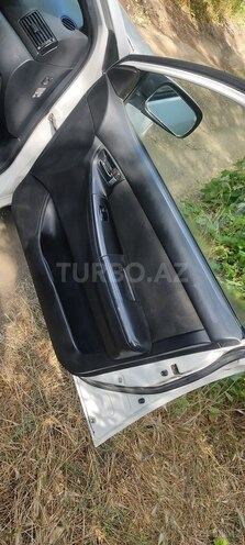 Toyota Corolla 2006, 353,429 km - 1.4 l - Bakı
