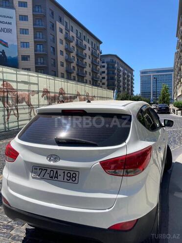 Hyundai ix35 2011, 835,000 km - 2.4 л - Bakı