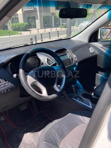 Hyundai ix35 2011, 835,000 km - 2.4 л - Bakı