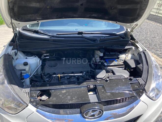 Hyundai ix35 2011, 835,000 km - 2.4 л - Bakı