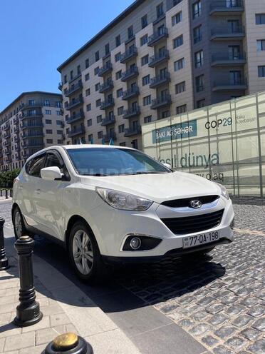 Hyundai ix35 2011, 835,000 km - 2.4 л - Bakı