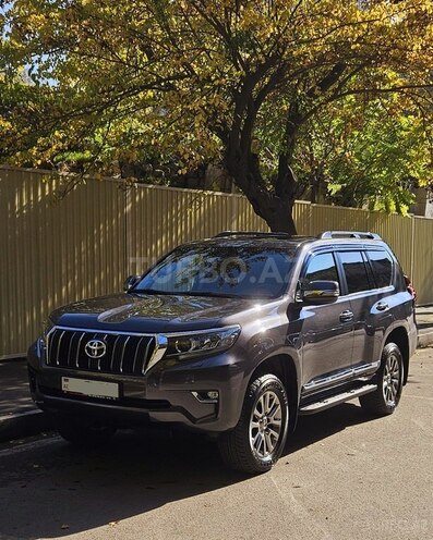 Toyota Land Cruiser Prado-7