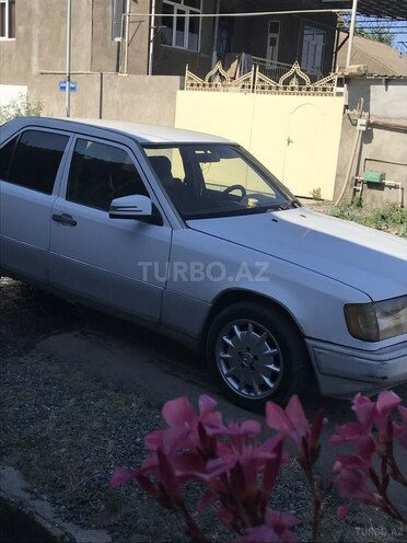 Mercedes E 200 d 1991, 150,000 km - 2.0 l - Cəlilabad