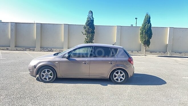 Kia Ceed 2007, 296,000 km - 1.6 l - Bakı