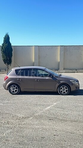 Kia Ceed 2007, 296,000 km - 1.6 l - Bakı