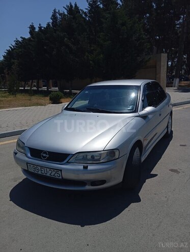 Opel Vectra 2000, 130,000 km - 1.8 л - Bakı