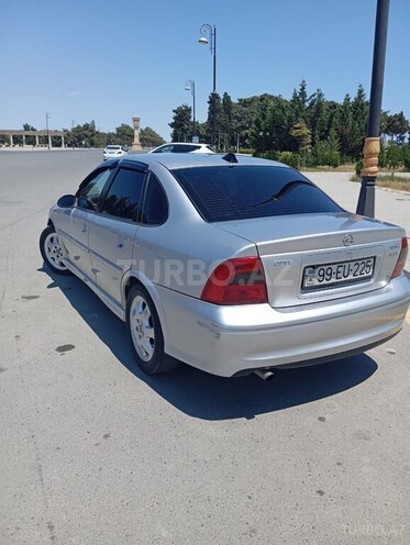 Opel Vectra 2000, 130,000 km - 1.8 л - Bakı