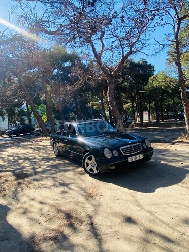 Mercedes E 280 2000, 375,000 km - 2.8 l - Bakı